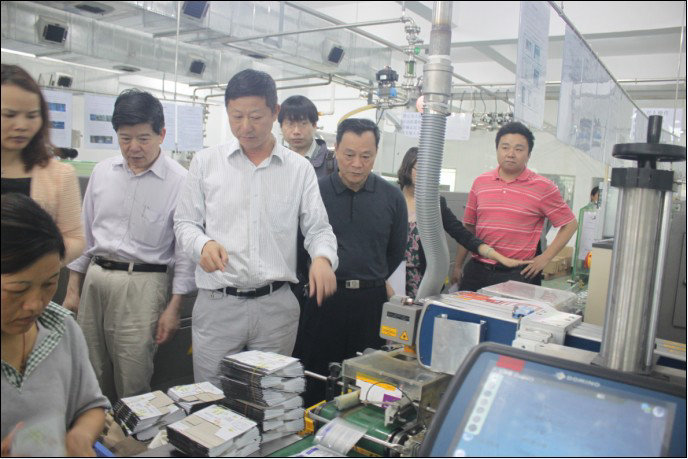 公安部、農(nóng)業(yè)部、工商總局等部委給予銀農(nóng)科技DCS自動化生產(chǎn)線高度贊譽